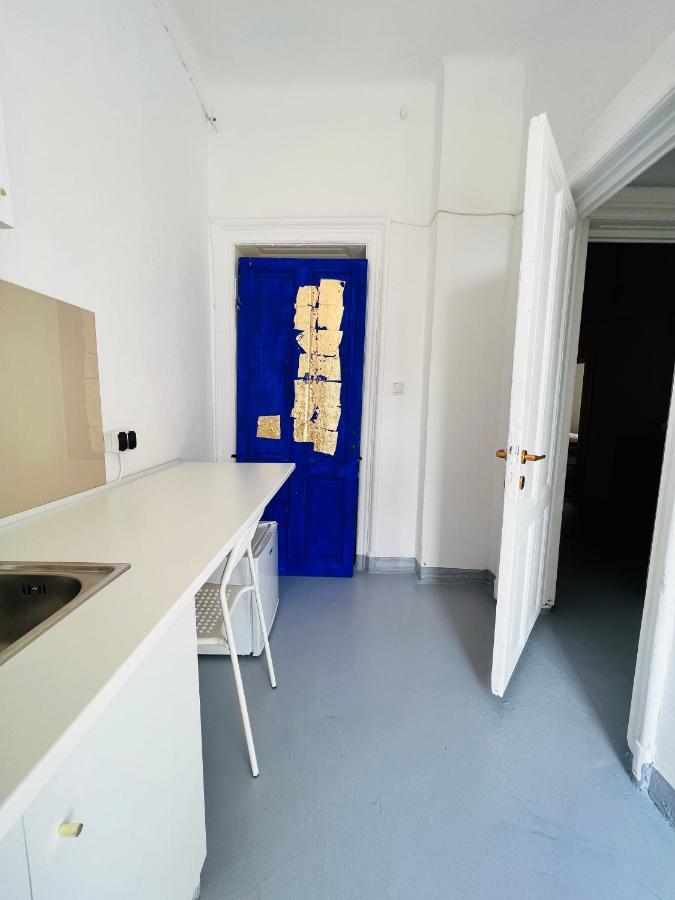 Sada Art Gallery Apartment Bukarest Kültér fotó